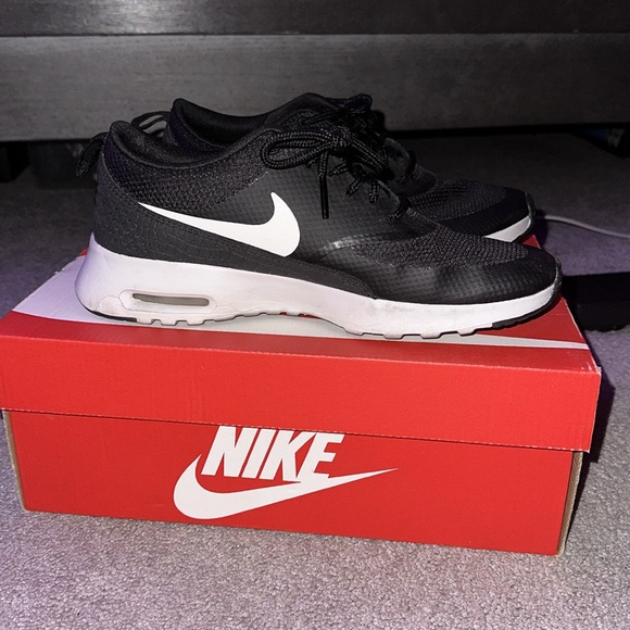 NIKE AIR MAX THEA BLACK size 7 women's - Picture 6 of 13